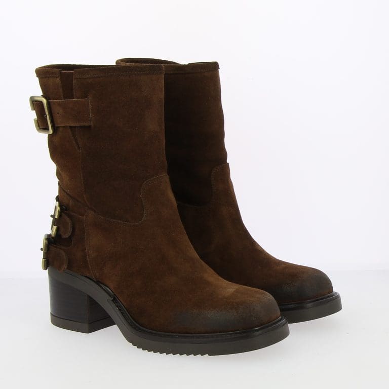 boots iw 537 h67 camel Julie Dee