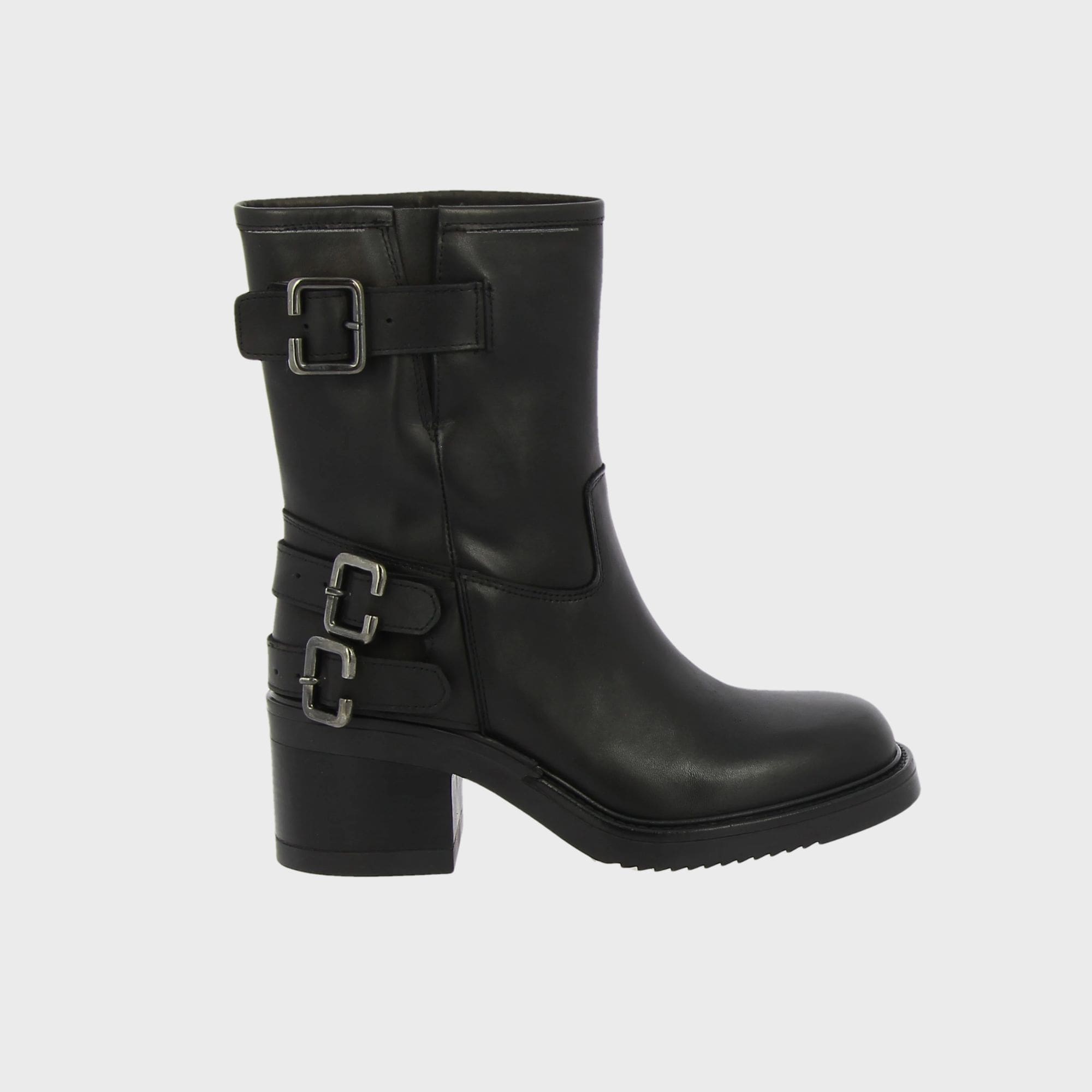 boots iw 537 h67 - Julie Dee