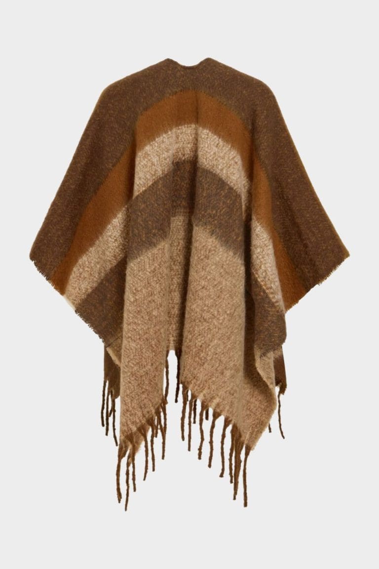 poncho vimeya camel vila