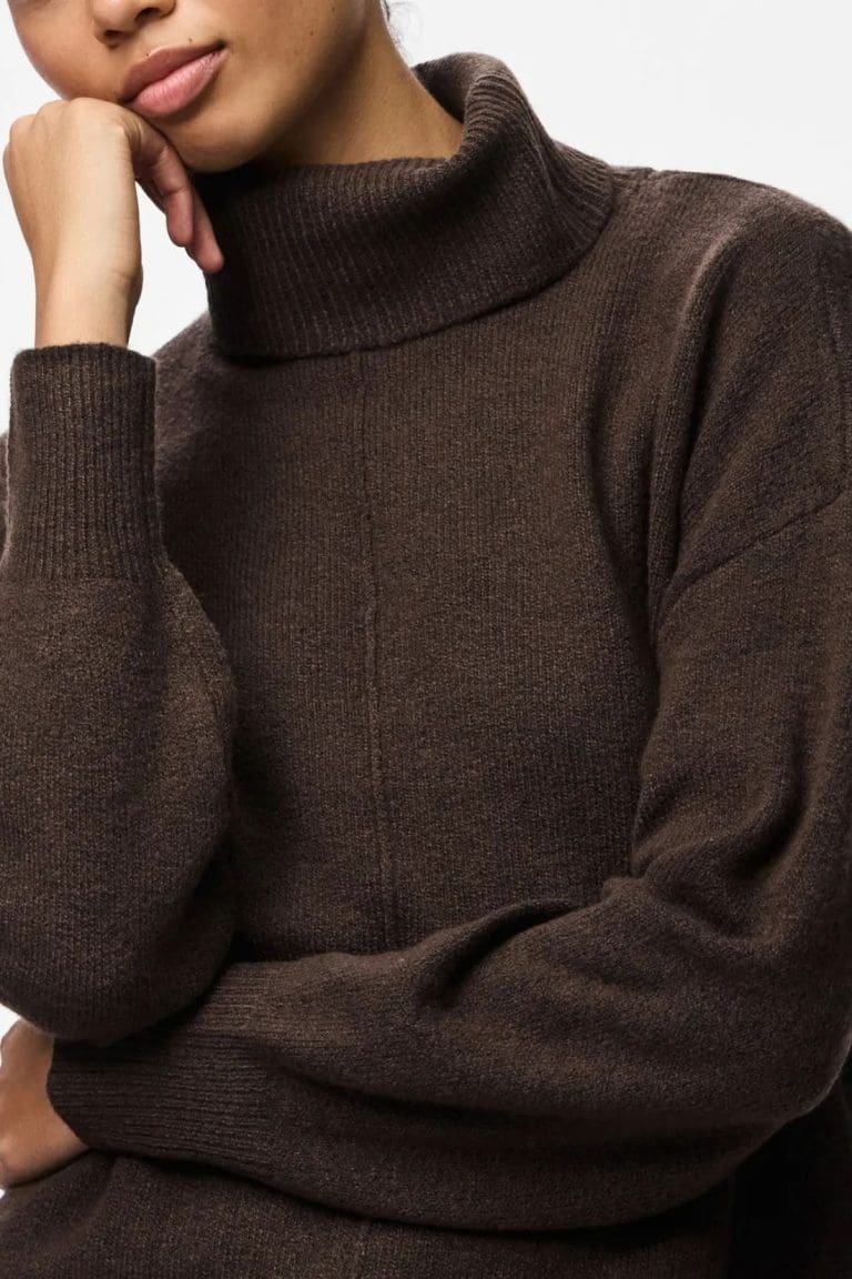 pull col roulé malou marron Pieces