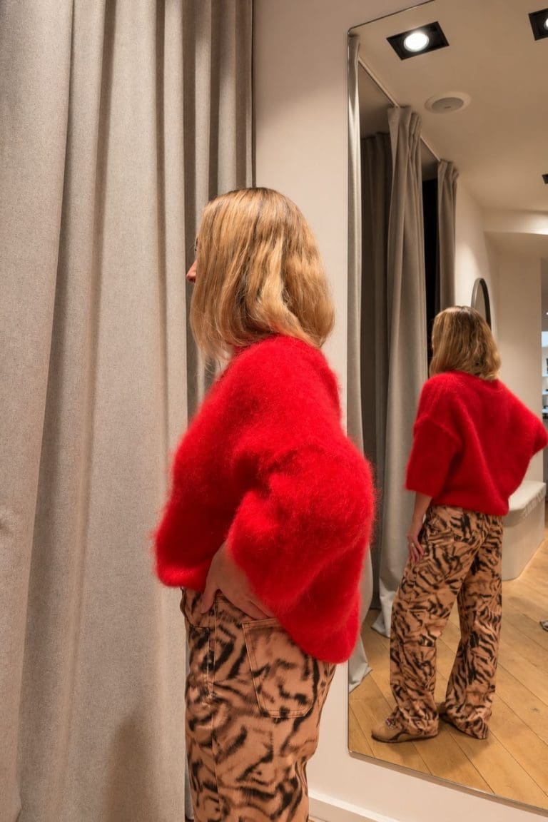 pull marlo. rouge outremesure