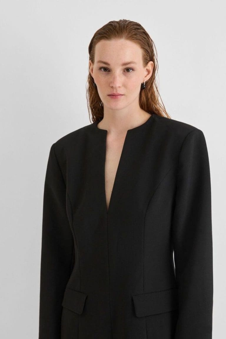 robe rourae noir rouge edit