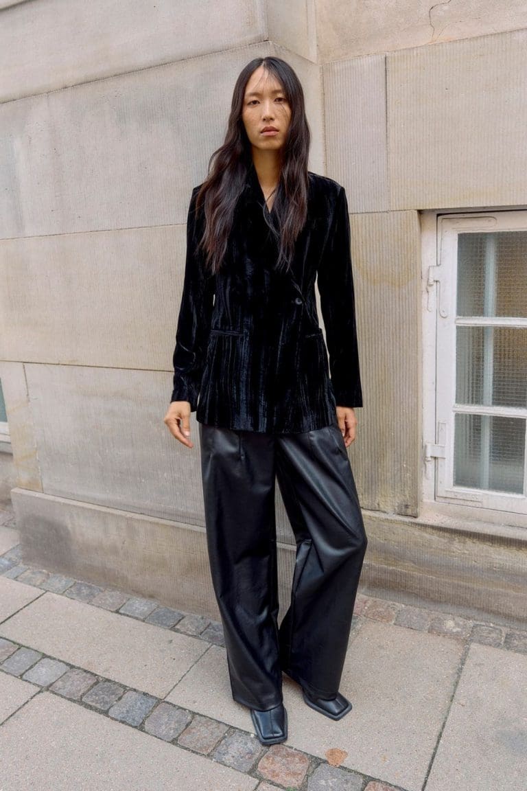 veste objminna noir object