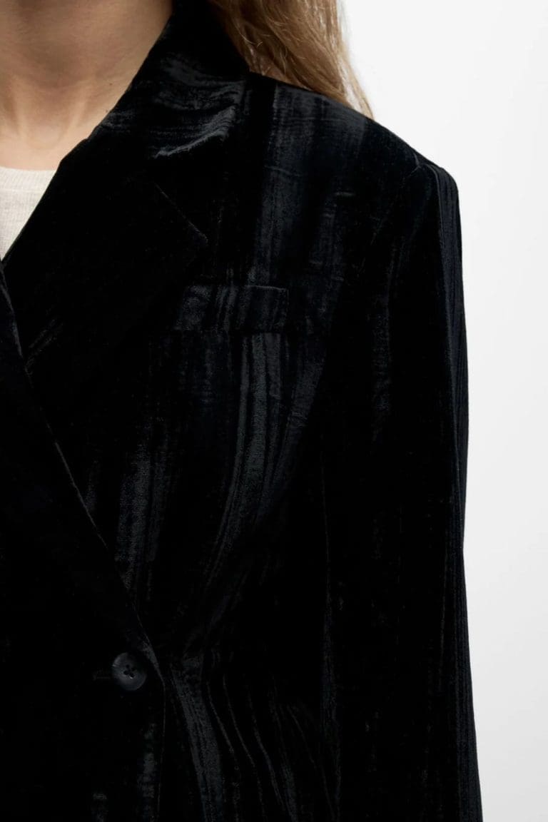 veste objminna noir object